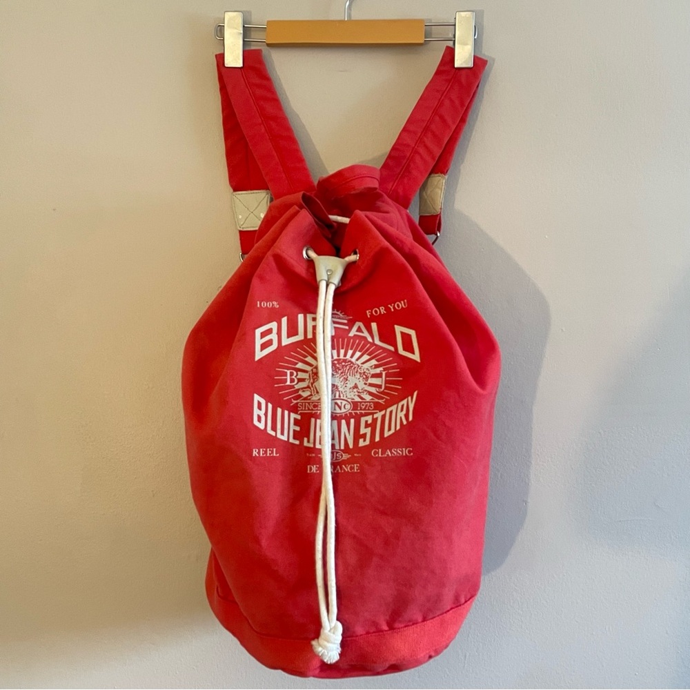 Buffalo David Bitton “Blue Jean Story” Red Canvas Backpack – Y2K Vintage EUC - Picture 2 of 16